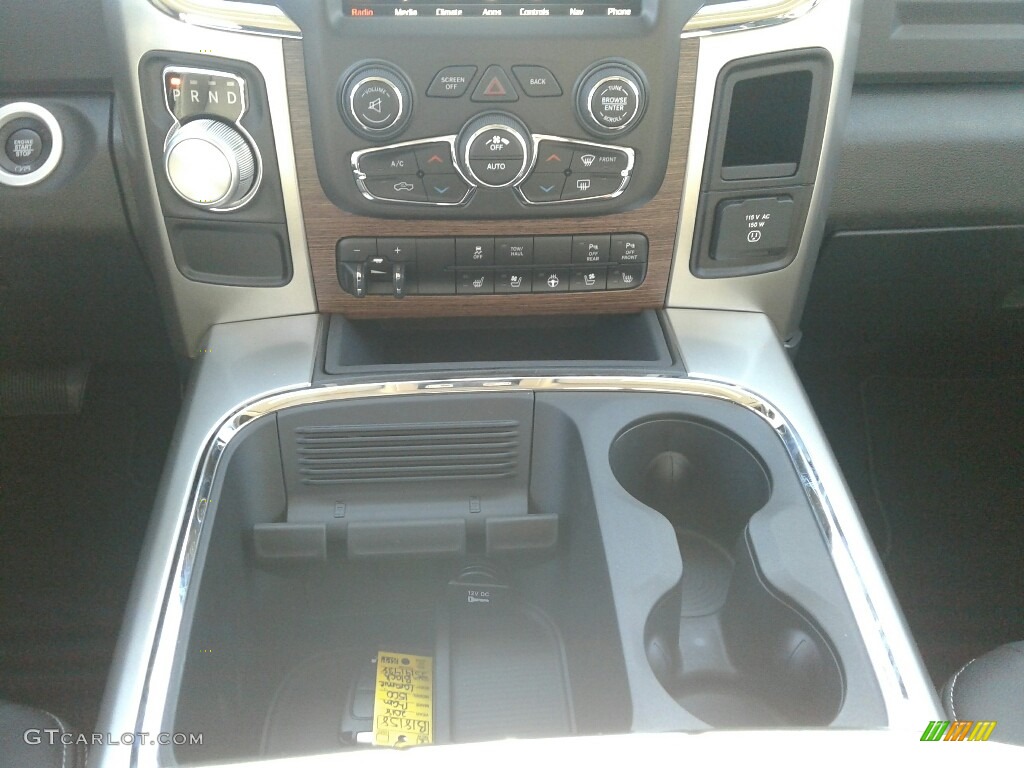 2018 1500 Laramie Crew Cab - Brilliant Black Crystal Pearl / Black photo #16