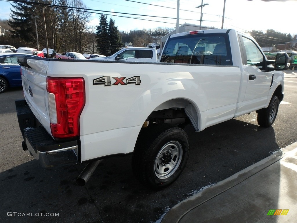 2018 Ford F250 Super Duty XL Regular Cab 4x4 Marks and Logos Photo #124390078