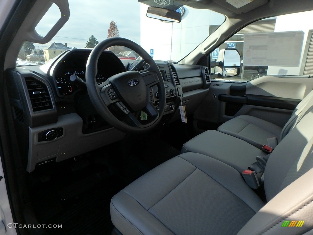 2018 Ford F250 Super Duty XL Regular Cab 4x4 Front Seat Photo #124390180