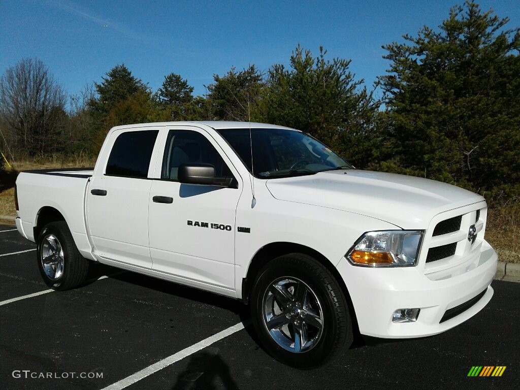 2012 Ram 1500 ST Crew Cab 4x4 - Bright White / Dark Slate Gray/Medium Graystone photo #4