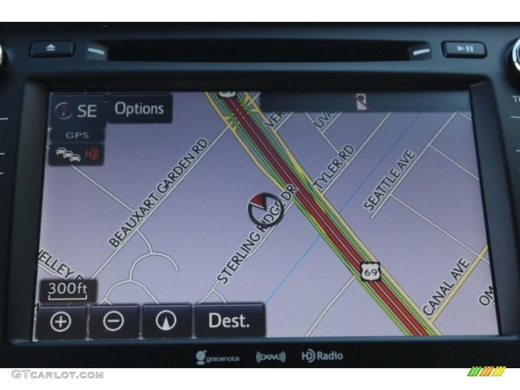 2018 Highlander XLE - Blizzard White Pearl / Almond photo #13