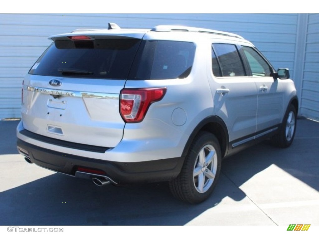 2018 Explorer XLT - Ingot Silver / Ebony Black photo #8