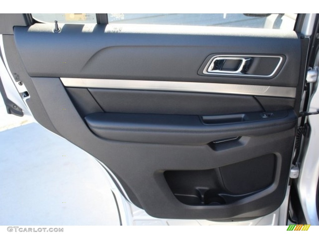 2018 Explorer XLT - Ingot Silver / Ebony Black photo #21