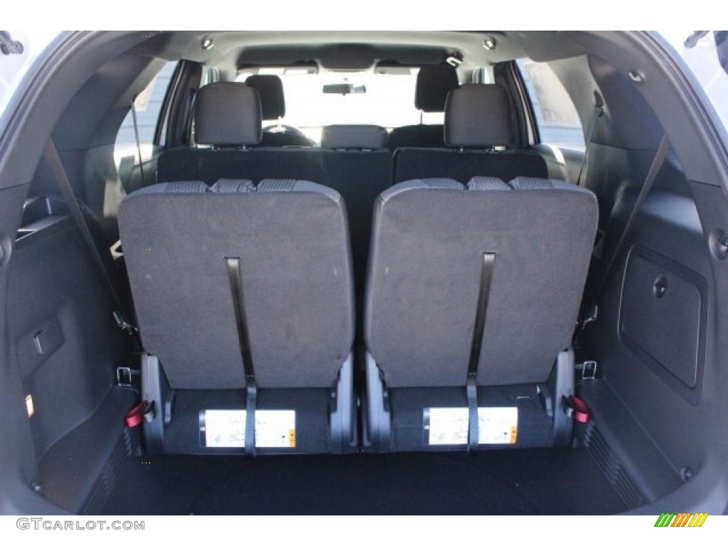 2018 Explorer XLT - Ingot Silver / Ebony Black photo #25
