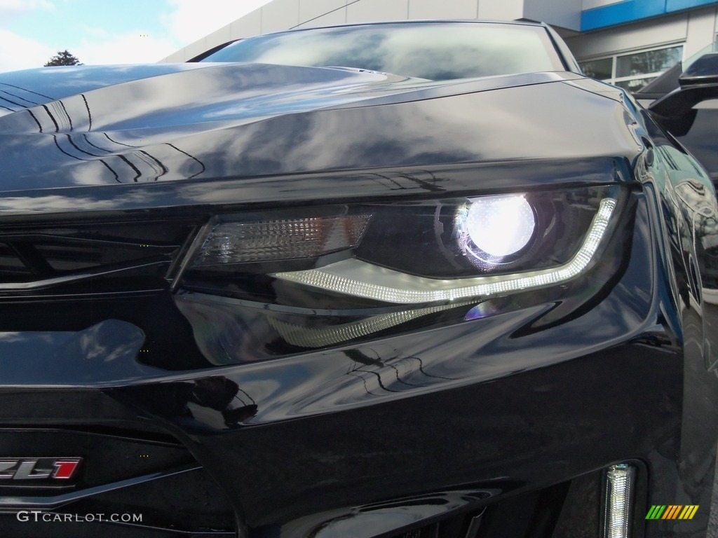 2018 Camaro ZL1 Coupe - Mosaic Black Metallic / Jet Black photo #56