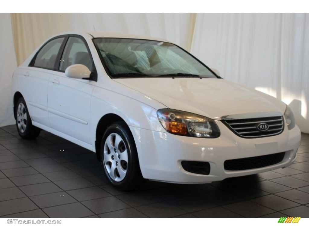 2009 Spectra LX Sedan - Clear White / Beige photo #2