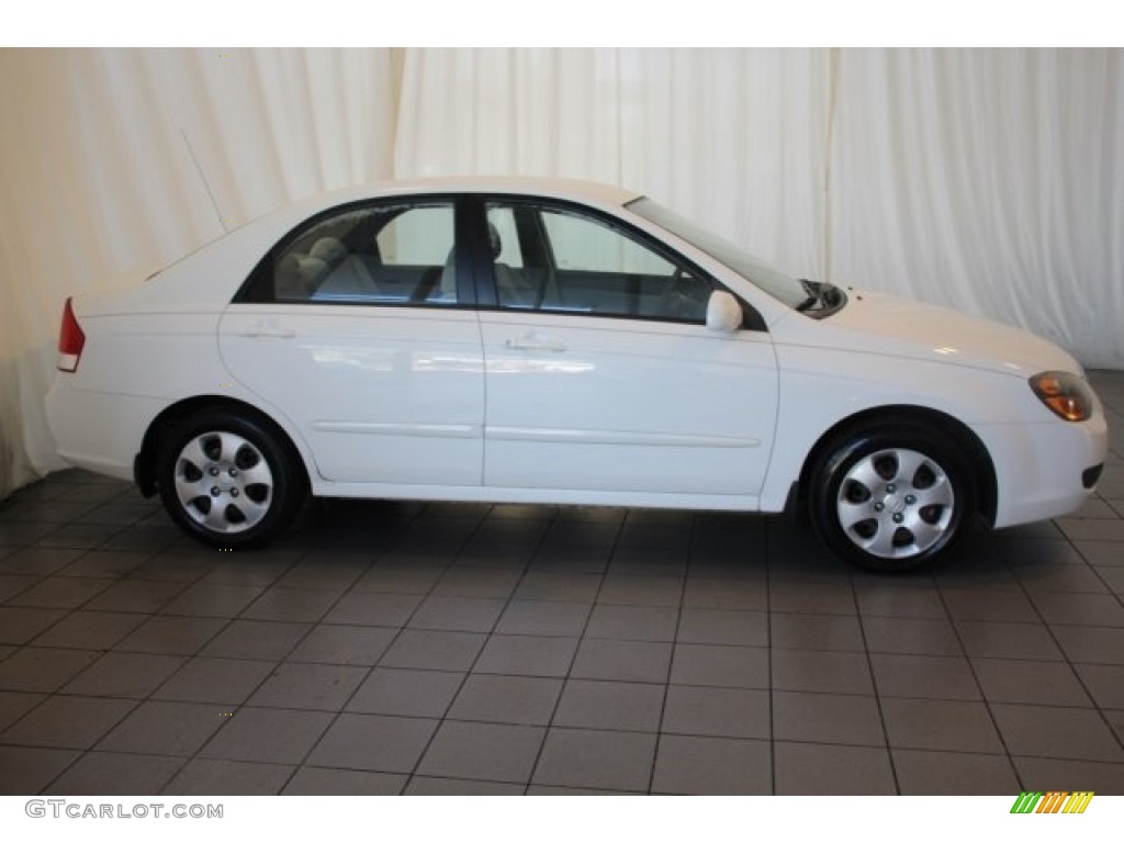 2009 Spectra LX Sedan - Clear White / Beige photo #3