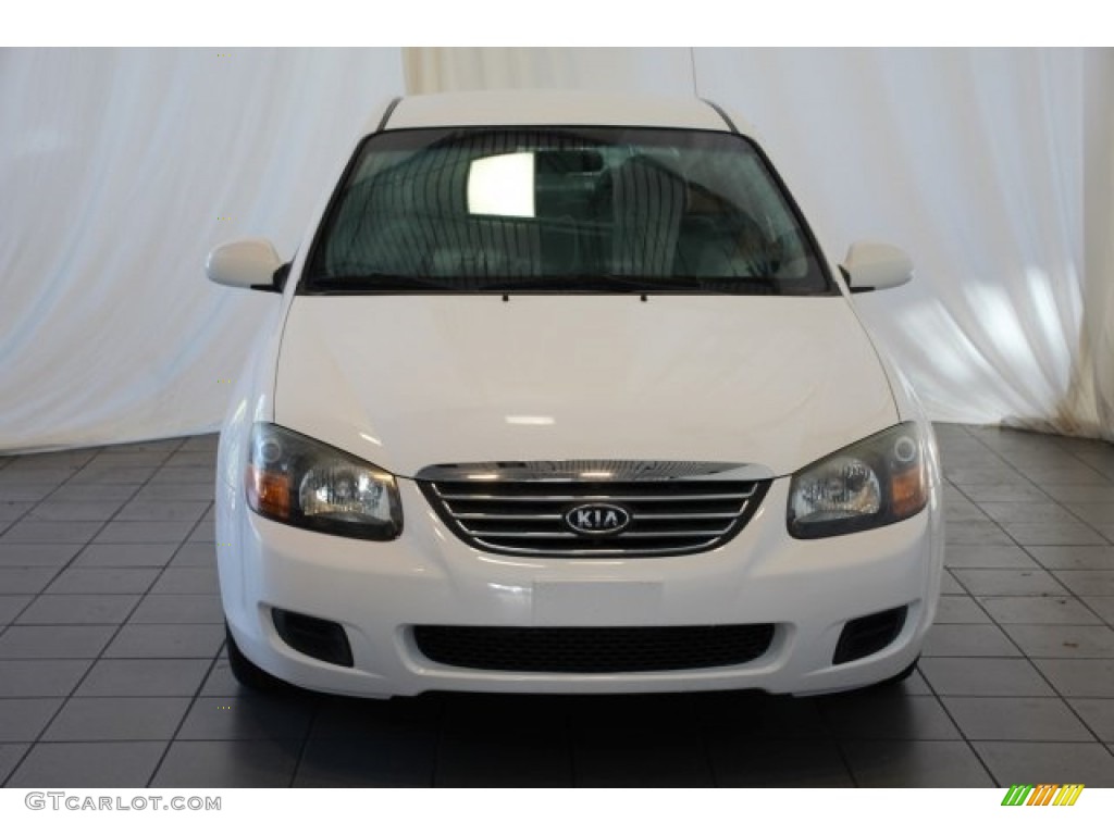 2009 Spectra LX Sedan - Clear White / Beige photo #4