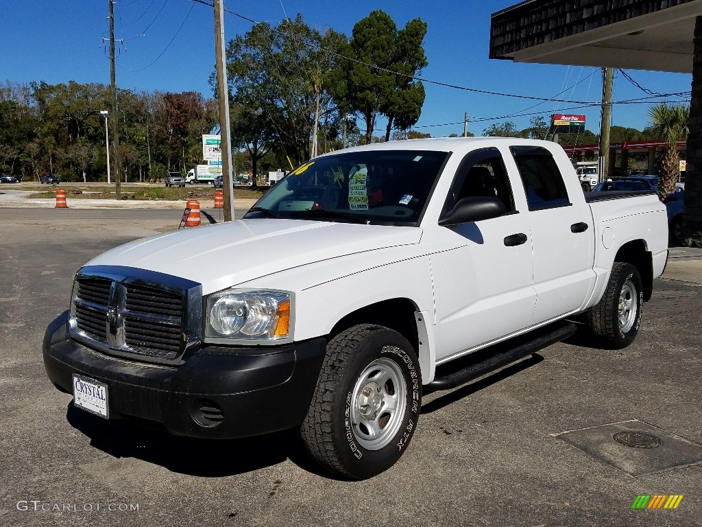 2006 Dakota ST Quad Cab - Bright White / Medium Slate Gray photo #1