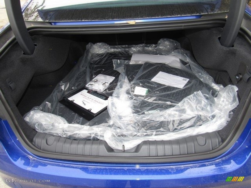 2018 Jaguar XF Premium Trunk Photo #124405232