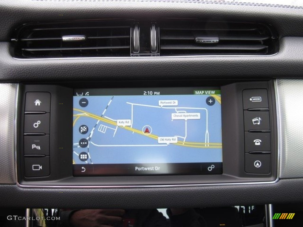 2018 Jaguar XF Premium Navigation Photos