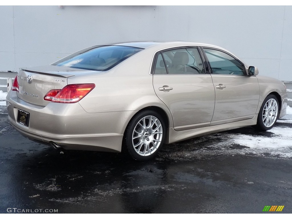 2006 Avalon Limited - Desert Sand Mica / Ivory photo #2