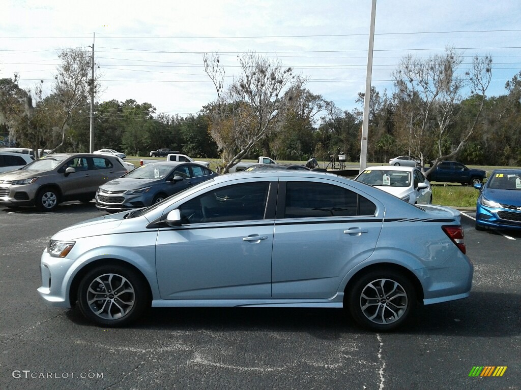 2018 Sonic LT Sedan - Arctic Blue Metallic / Jet Black photo #2