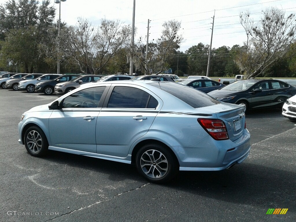 2018 Sonic LT Sedan - Arctic Blue Metallic / Jet Black photo #3
