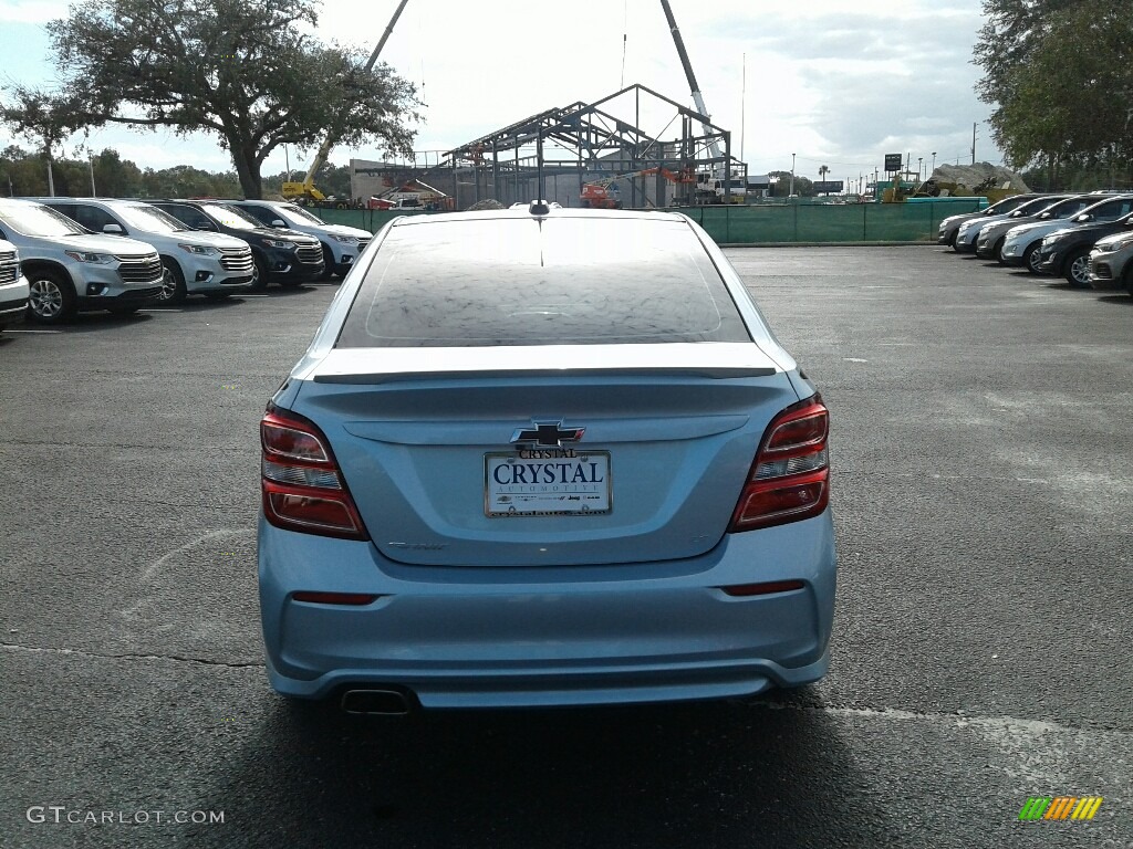 2018 Sonic LT Sedan - Arctic Blue Metallic / Jet Black photo #4