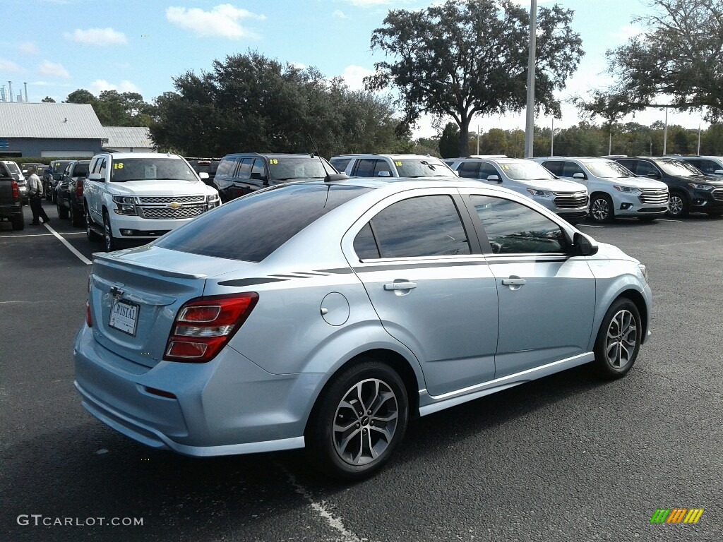 2018 Sonic LT Sedan - Arctic Blue Metallic / Jet Black photo #5