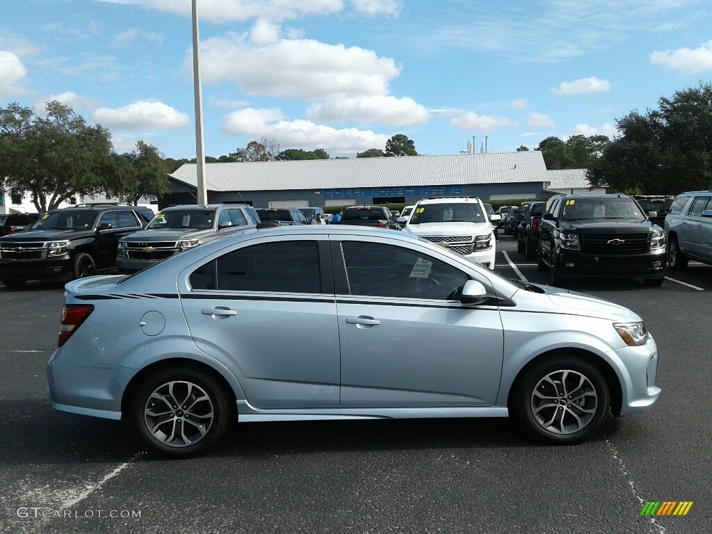 2018 Sonic LT Sedan - Arctic Blue Metallic / Jet Black photo #6