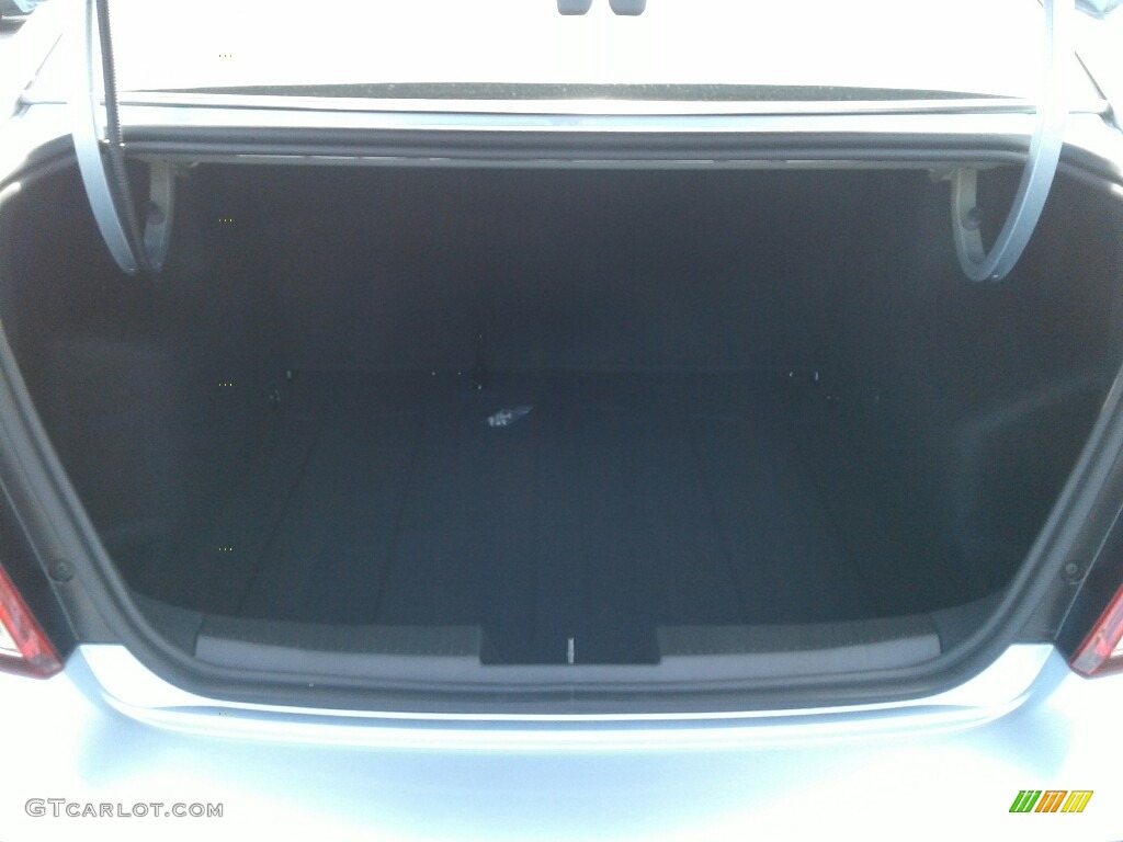 2018 Sonic LT Sedan - Arctic Blue Metallic / Jet Black photo #19