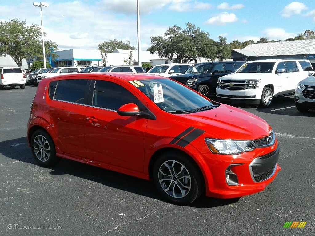 Red Hot 2018 Chevrolet Sonic LT Hatchback Exterior Photo #124409288