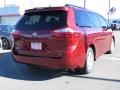 2018 Salsa Red Pearl Toyota Sienna LE  photo #18