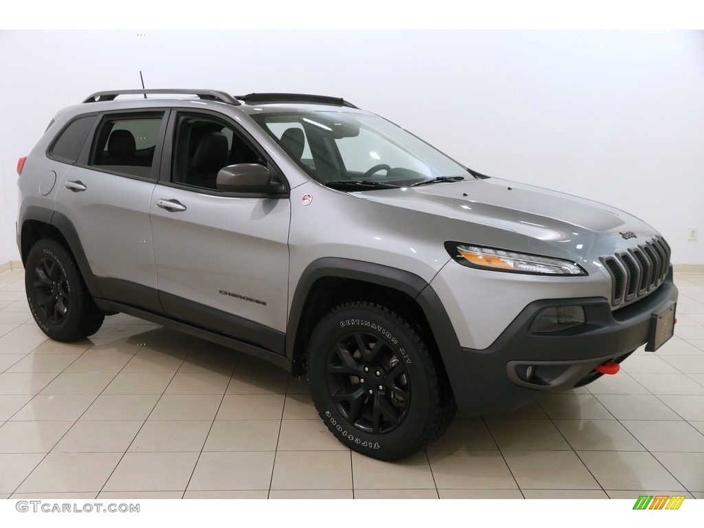 2016 Cherokee Trailhawk 4x4 - Billet Silver Metallic / Black photo #1