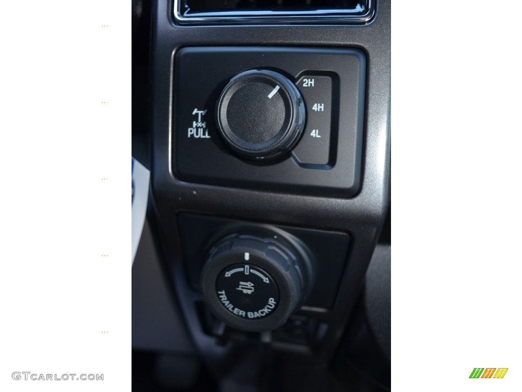 2018 F150 XLT SuperCrew 4x4 - Ingot Silver / Earth Gray photo #17