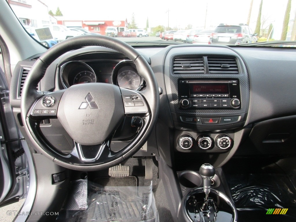2017 Mitsubishi Outlander Sport LE Dashboard Photos
