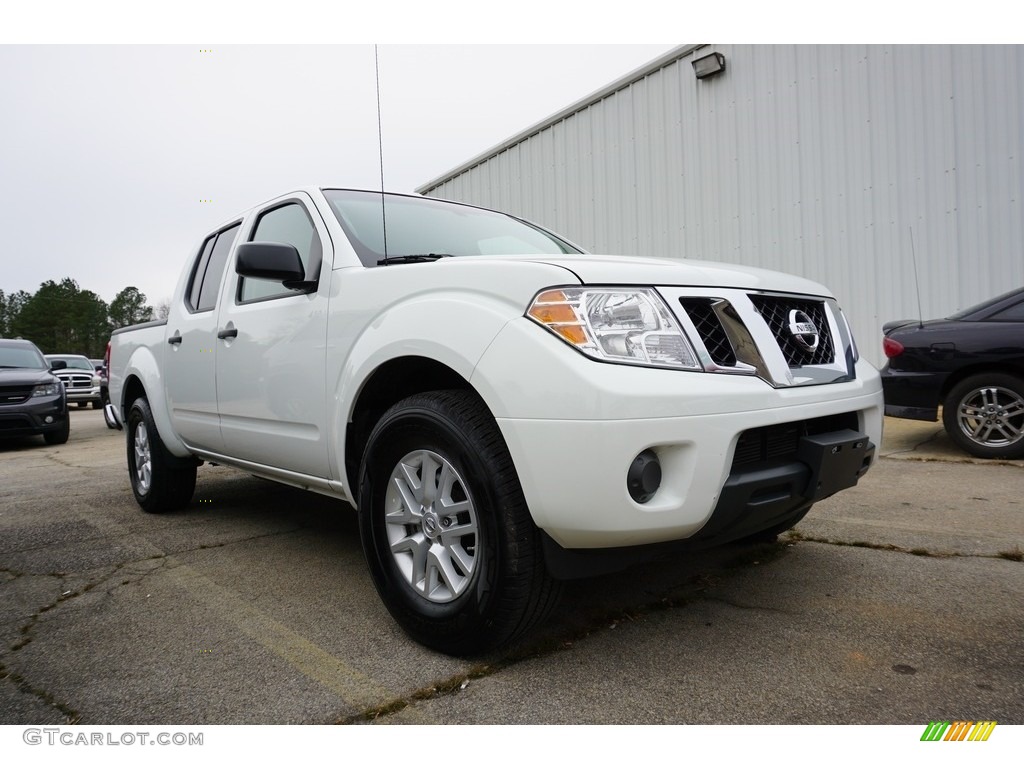 2017 Frontier SV Crew Cab - Glacier White / Steel photo #1