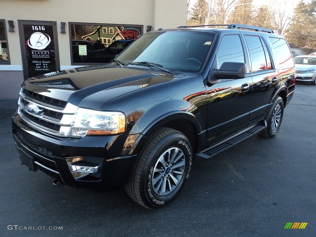 2016 Expedition XLT 4x4 - Shadow Black Metallic / Ebony photo #2