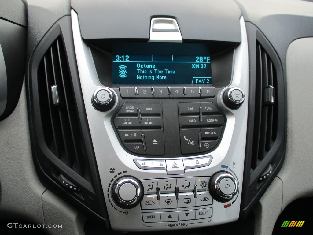 2010 Equinox LS - Cyber Gray Metallic / Jet Black/Light Titanium photo #5