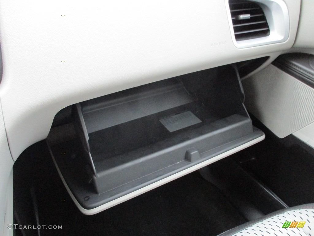 2010 Equinox LS - Cyber Gray Metallic / Jet Black/Light Titanium photo #33