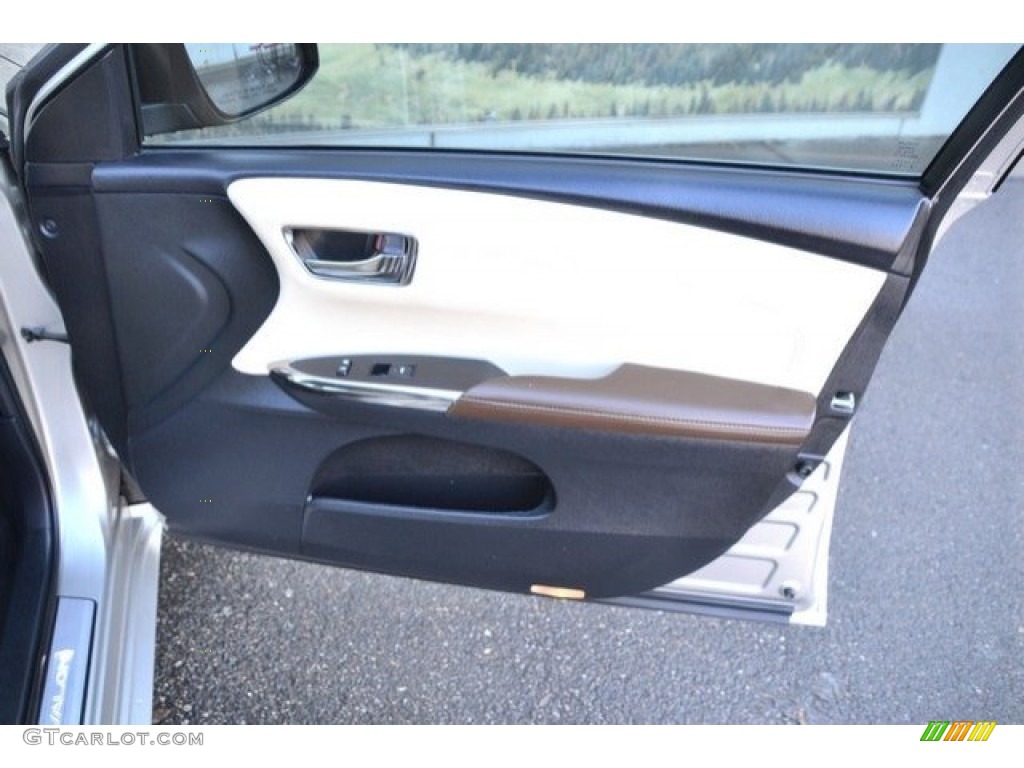 2014 Avalon Hybrid XLE Touring - Cypress Pearl / Almond photo #26