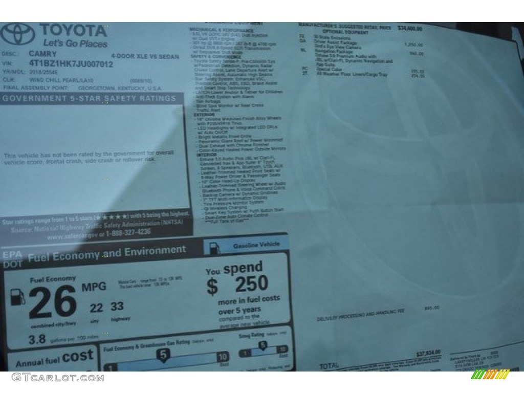 2018 Camry XLE V6 - Wind Chill Pearl / Ash photo #10