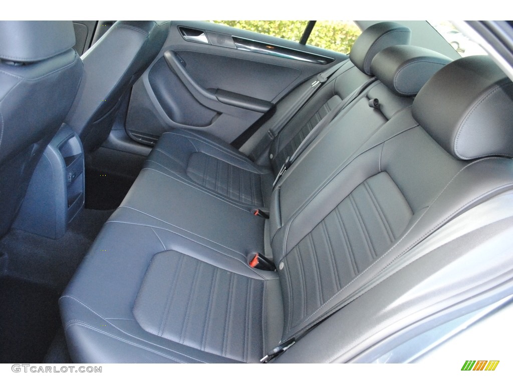 Titan Black Interior 2017 Volkswagen Jetta SEL Photo #124439722