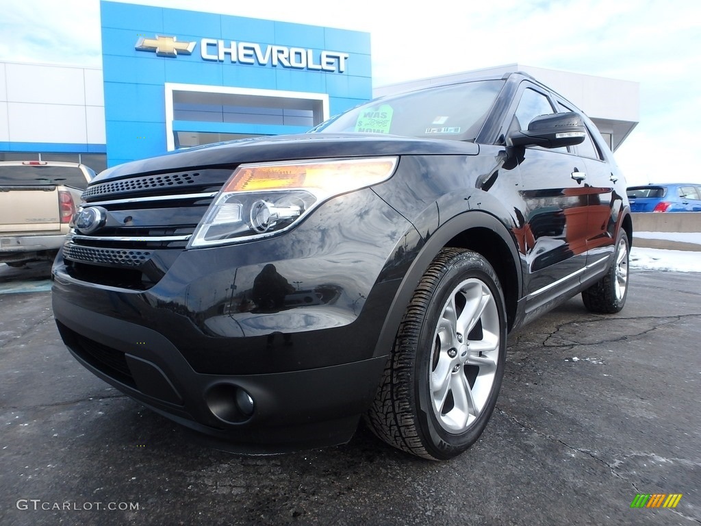 2015 Explorer Limited 4WD - Tuxedo Black / Charcoal Black photo #2