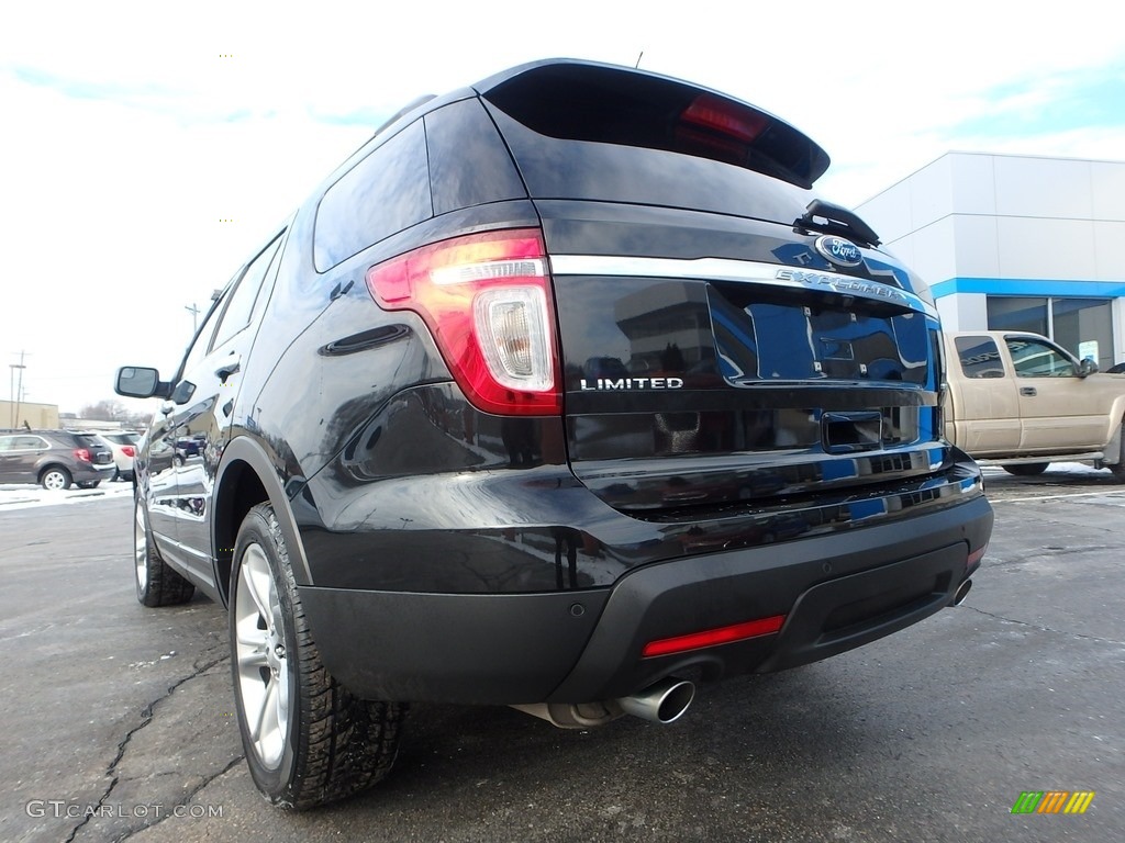 2015 Explorer Limited 4WD - Tuxedo Black / Charcoal Black photo #5