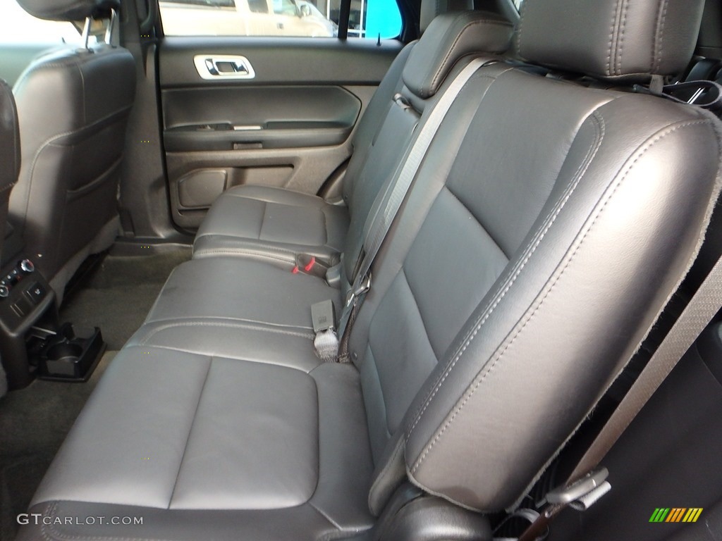 2015 Explorer Limited 4WD - Tuxedo Black / Charcoal Black photo #23