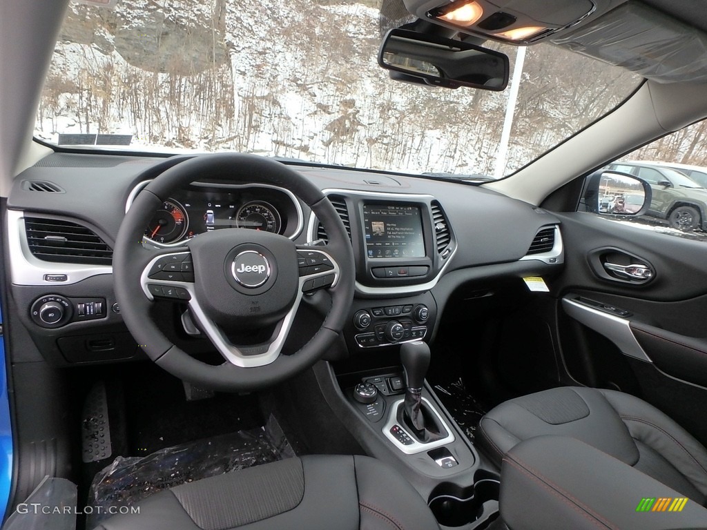 2018 Jeep Cherokee Trailhawk 4x4 Black Dashboard Photo #124441580