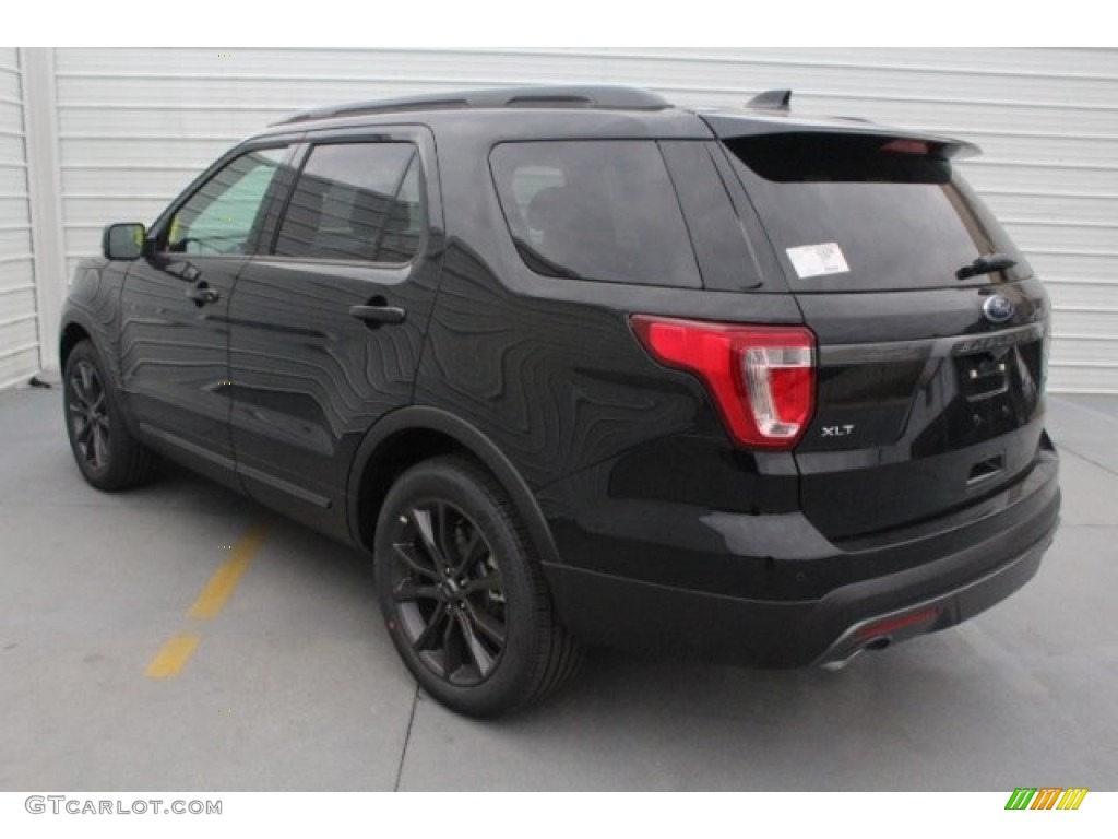 2017 Explorer XLT - Shadow Black / Sport Appearance Dark Earth Gray photo #6