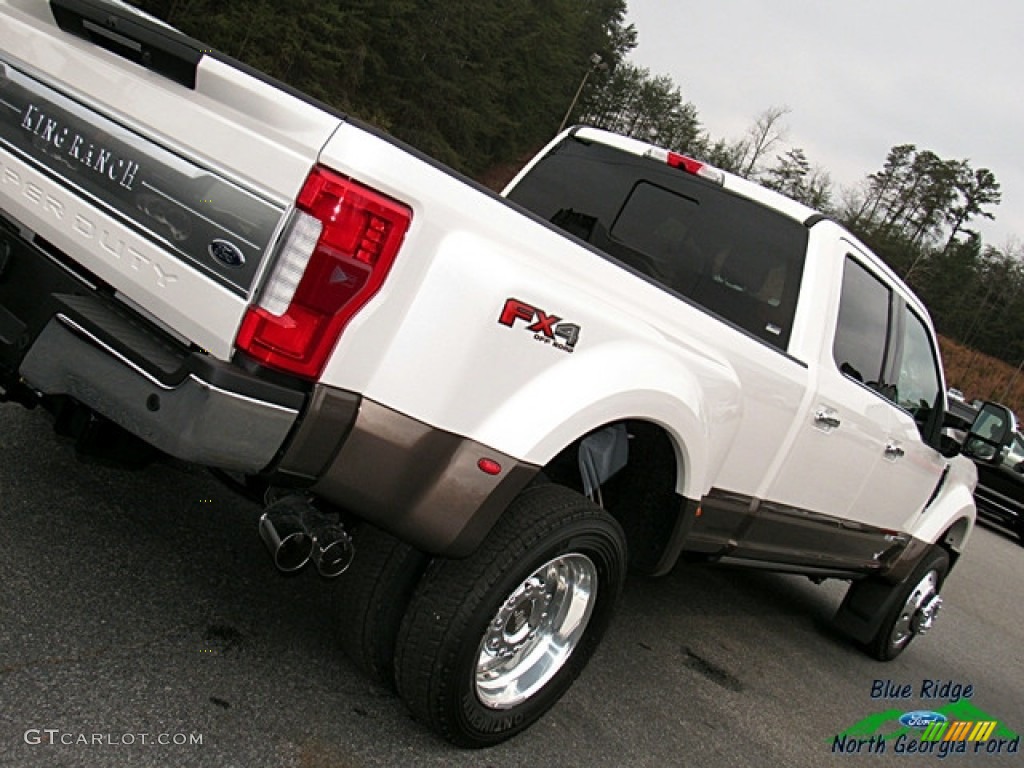 2017 F450 Super Duty King Ranch Crew Cab 4x4 - White Platinum / King Ranch Java photo #38