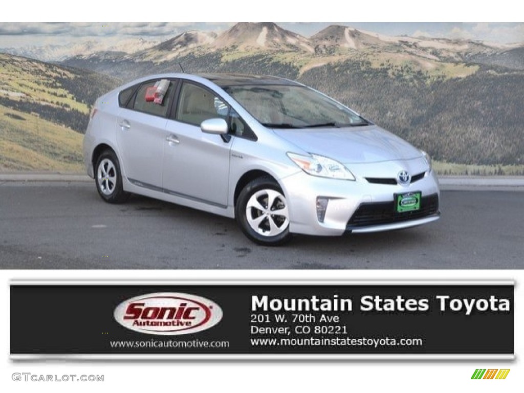 2015 Prius Three Hybrid - Classic Silver Metallic / Misty Gray photo #1