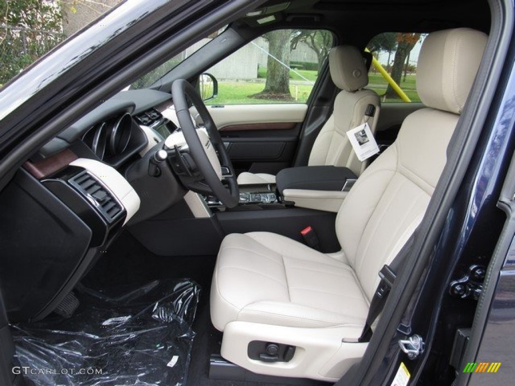 2017 Land Rover Discovery HSE Front Seat Photo #124454982