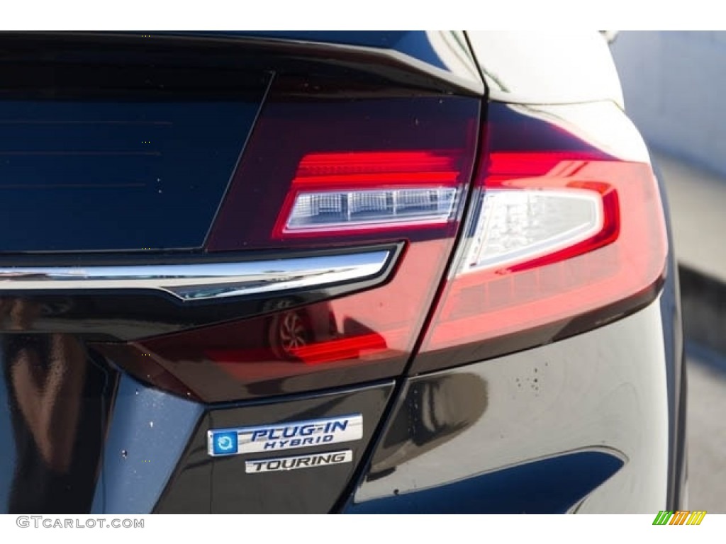 2018 Honda Clarity Touring Plug In Hybrid Marks and Logos Photo #124455902