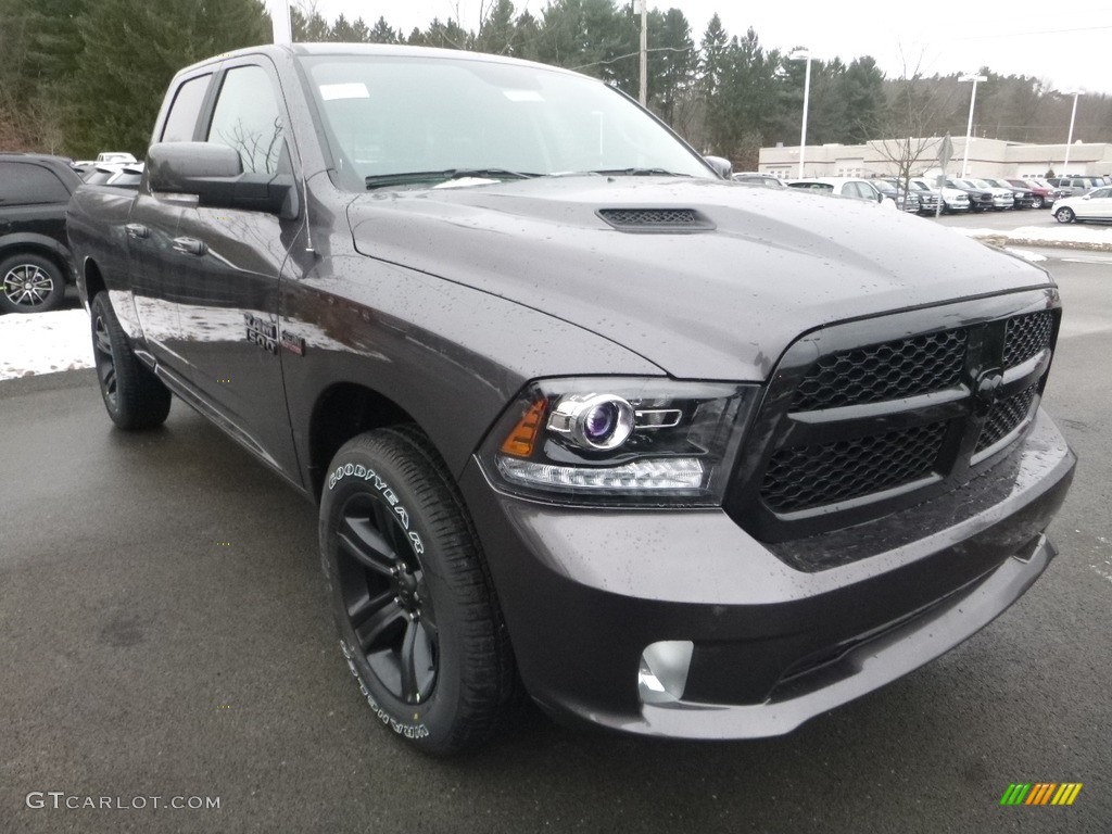 2018 1500 Sport Quad Cab 4x4 - Granite Crystal Metallic / Black photo #7