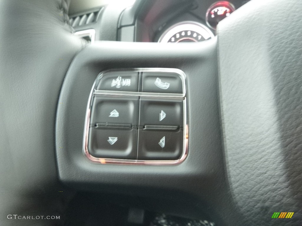 2018 1500 Sport Quad Cab 4x4 - Granite Crystal Metallic / Black photo #20