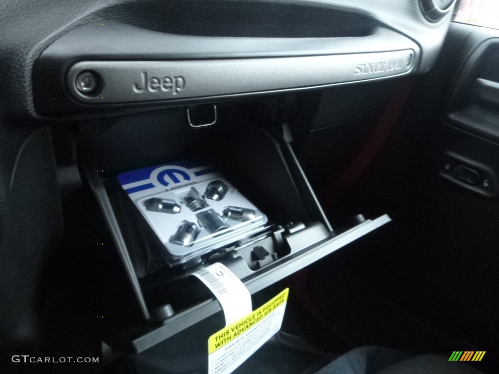 2018 Wrangler Unlimited Sport 4x4 - Firecracker Red / Black photo #20