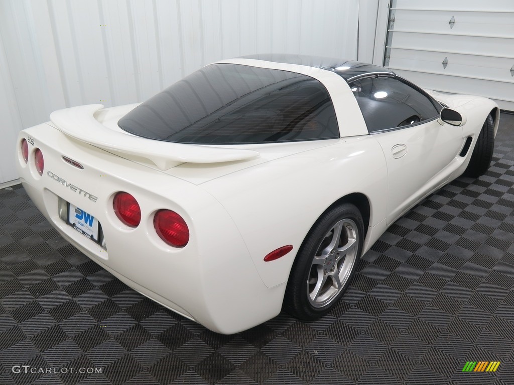 2002 Corvette Coupe - Speedway White / Black photo #16
