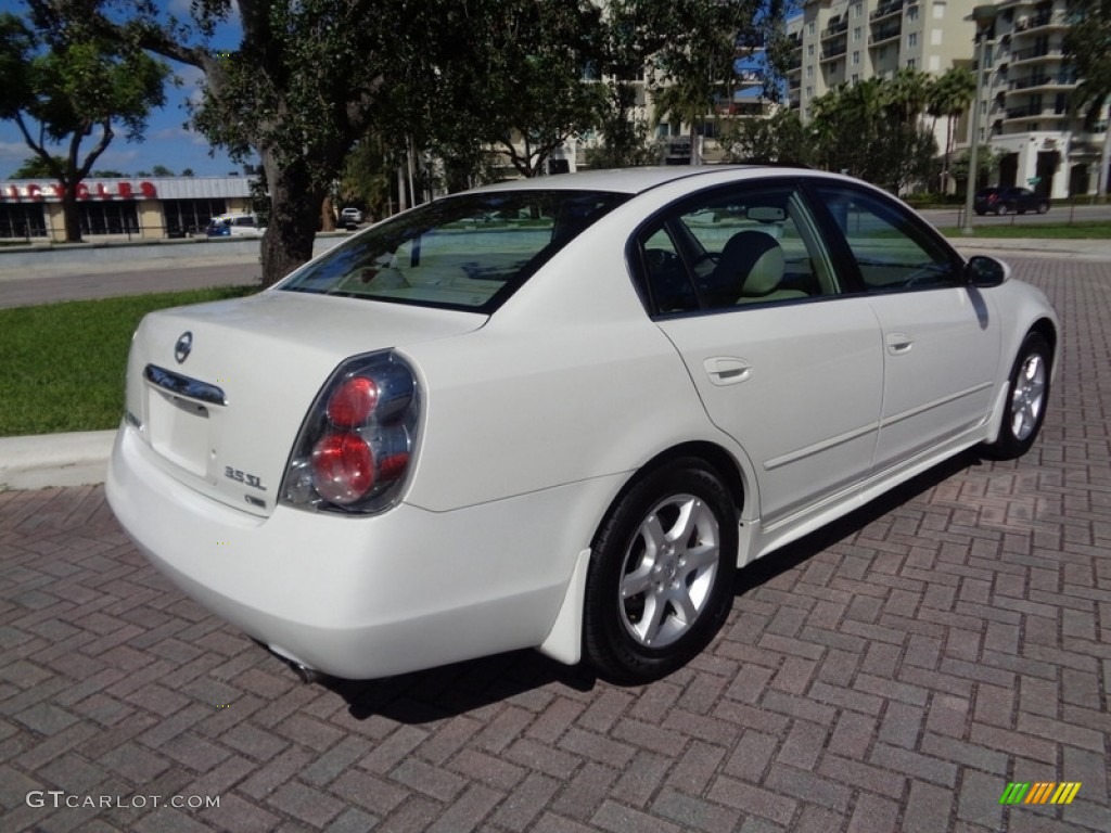 2006 Altima 3.5 SL - Satin White Pearl / Blond photo #9