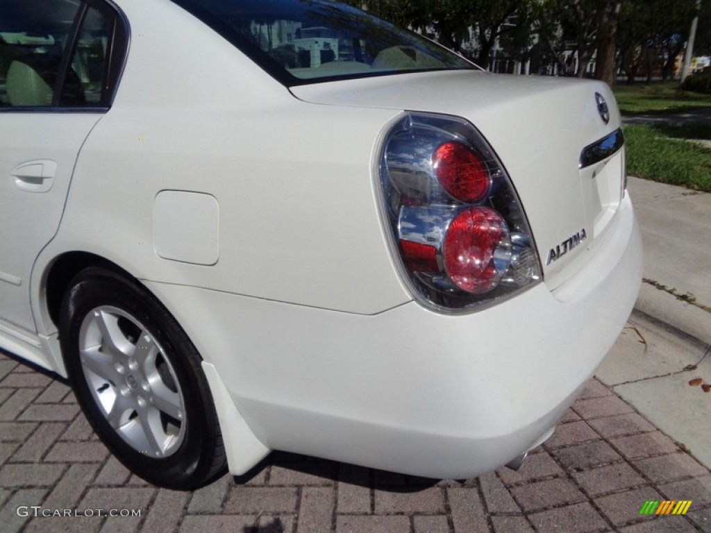 2006 Altima 3.5 SL - Satin White Pearl / Blond photo #37