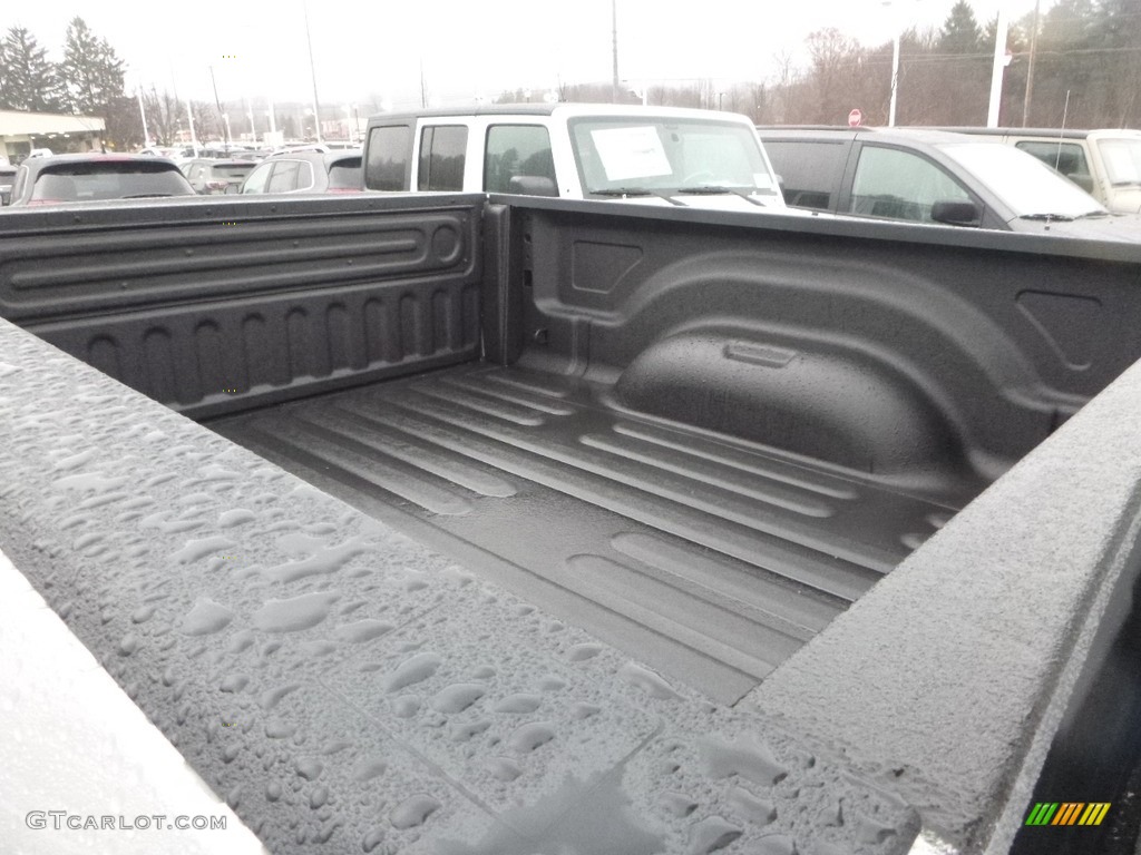 2018 1500 Express Quad Cab 4x4 - Bright Silver Metallic / Black/Diesel Gray photo #14